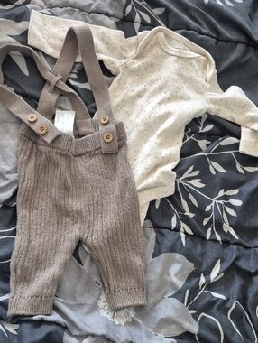 Carter's Neutral Speckled Cream Bodysuit with Taupe Knit Suspender Pants